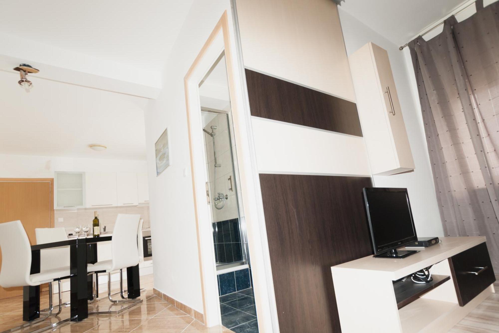 Apartments Toka Petrcane Ruang foto