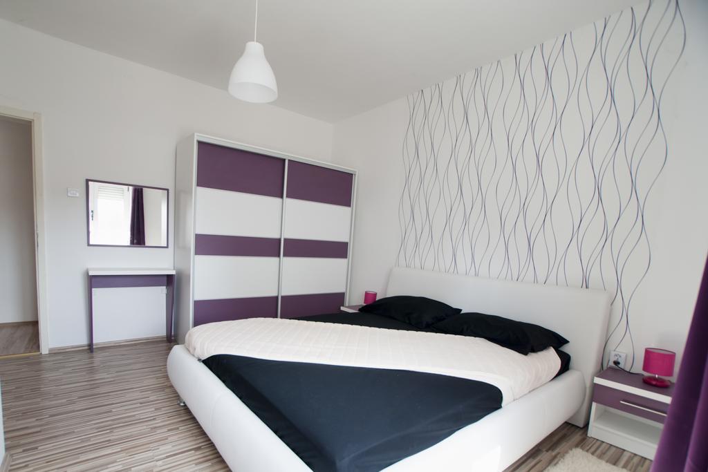 Apartments Toka Petrcane Ruang foto