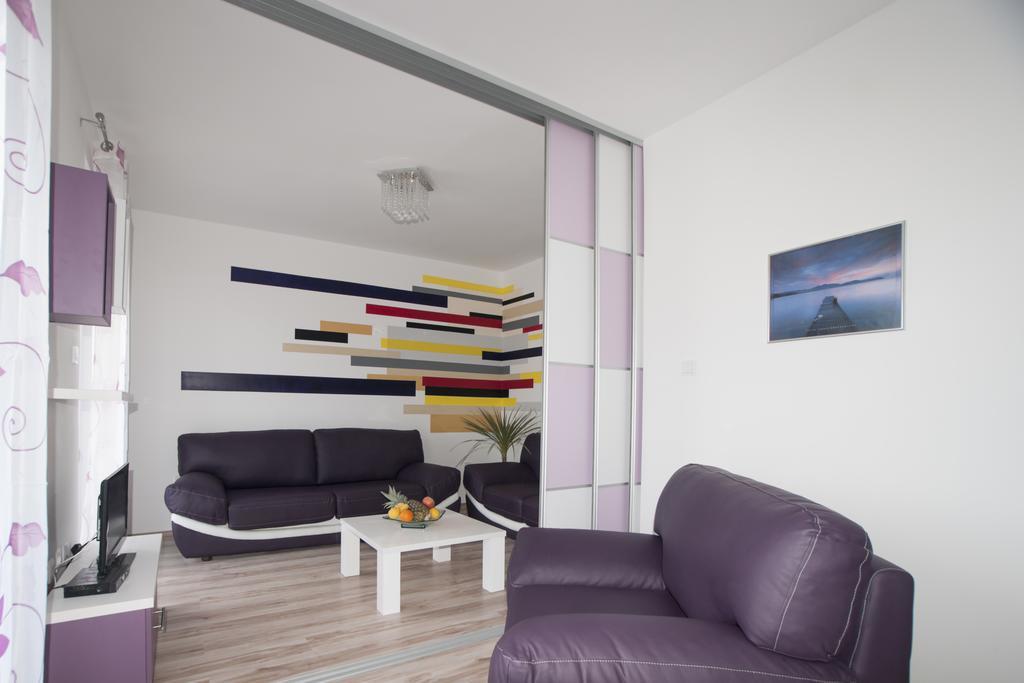 Apartments Toka Petrcane Ruang foto