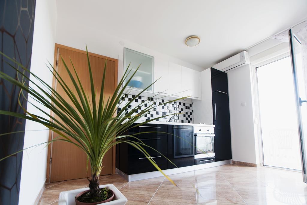 Apartments Toka Petrcane Ruang foto